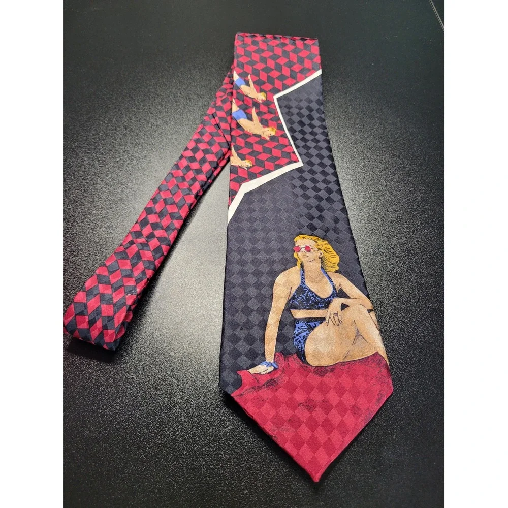 Christian Dior Mens Necktie Red Black Geometric Pinup Silk 4x58 Excellent